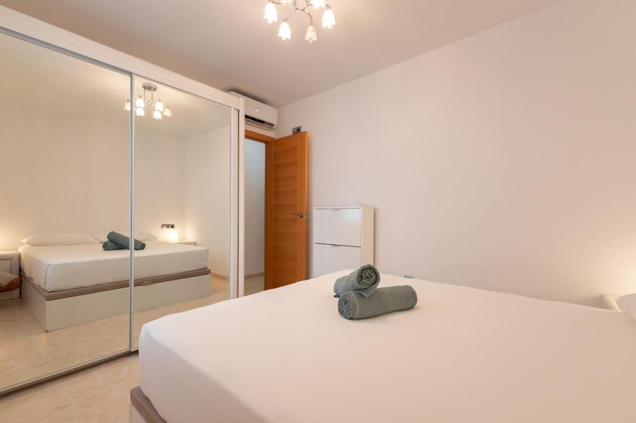 Appartement Charming 3 Bedroom At Triana Center By Oui