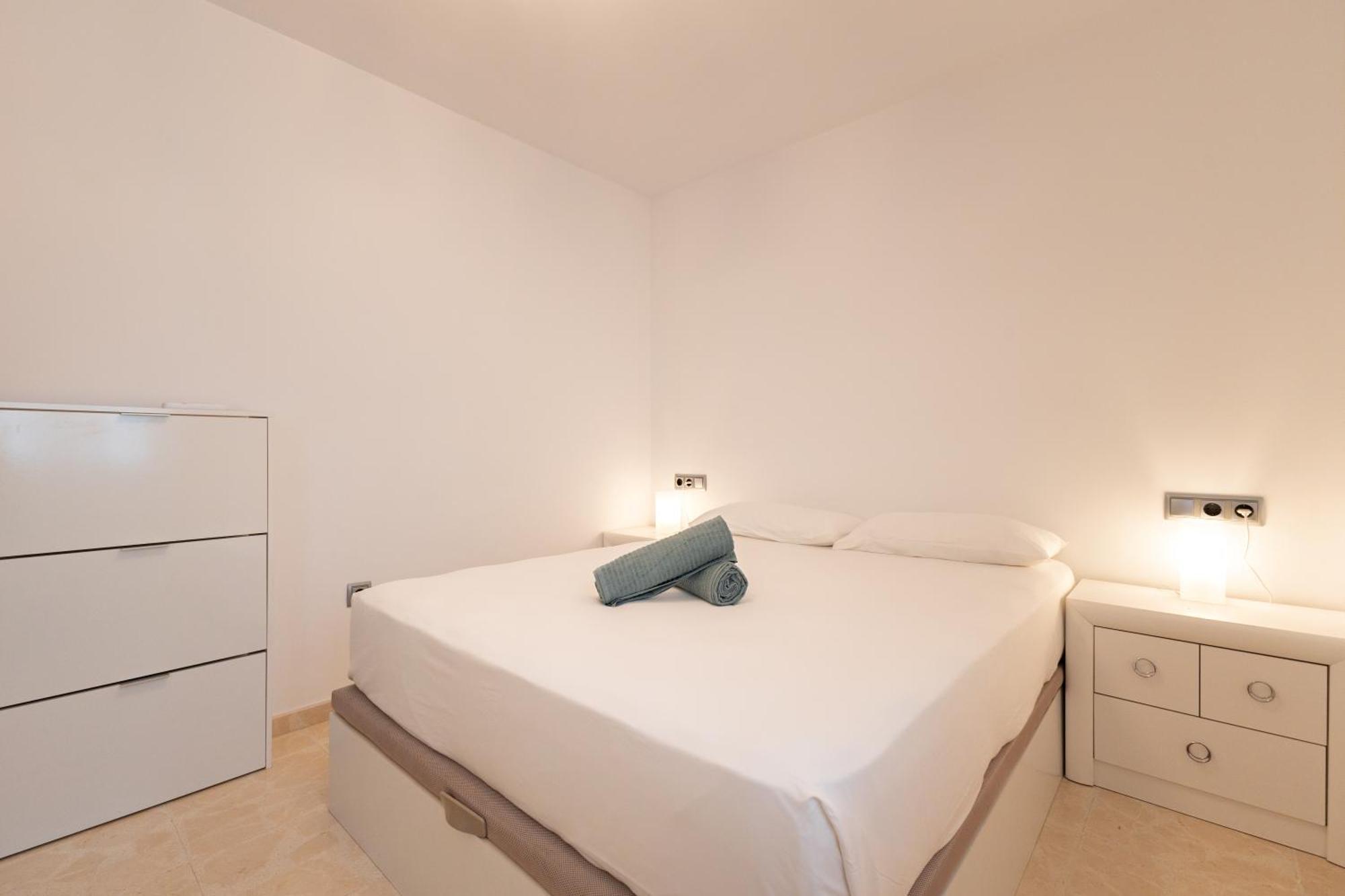Appartement Charming 3 Bedroom At Triana Center By Oui *
